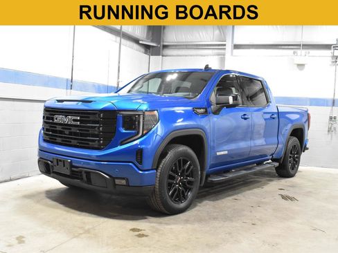 Used 2024 GMC Sierra 1500 Elevation w/ Elevation Premium Package AWD/4WD image 4