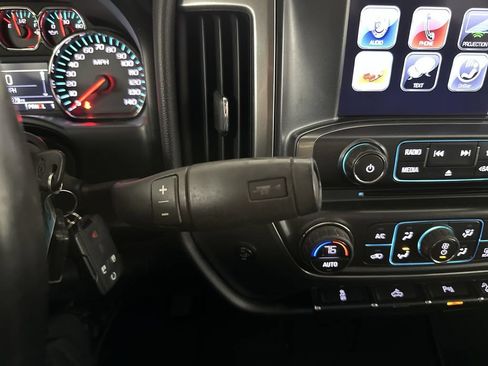 Used 2017 Chevrolet Silverado 2500 LT w/ Midnight Edition AWD/4WD image 39