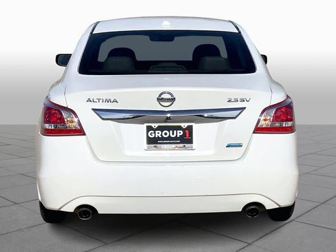 Used 2013 Nissan Altima 2.5 SV image 5