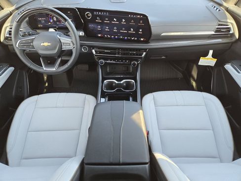 New 2026 Chevrolet Traverse High Country FWD image 17