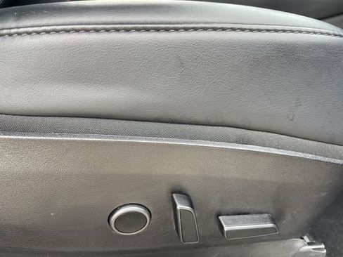 Used 2021 Tesla Model Y Long Range image 23