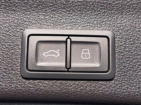 Used 2022 Audi A6 3.0T allroad Prestige image 13