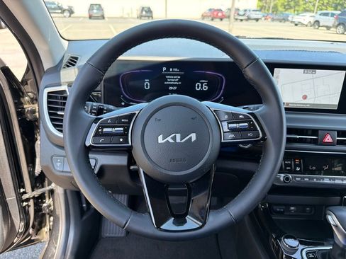 Certified 2025 Kia Seltos S AWD/4WD image 15