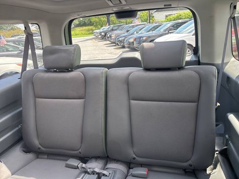 Used 2004 Honda Element EX image 19