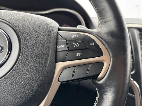 Used 2016 Jeep Grand Cherokee Limited image 19