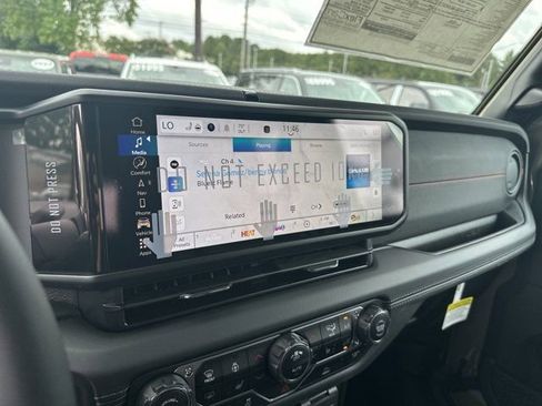 New 2025 Jeep Wrangler Rubicon w/ XTREMEE 35" Tire Package image 25