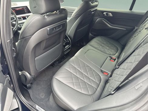 Used 2023 BMW X5 xDrive40i w/ M Sport Package AWD/4WD image 26