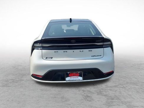 Certified 2023 Toyota Prius Prime FWD image 6