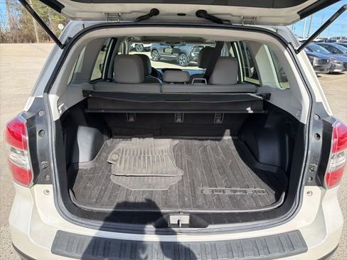 Used 2014 Subaru Forester 2.5i Premium w/ All-Weather Package image 12