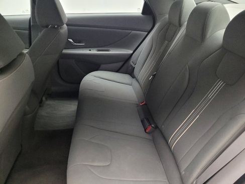 Used 2023 Hyundai Elantra SEL w/ Convenience Package FWD image 18