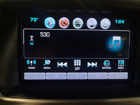 Used 2017 GMC Yukon SLT w/ Premium Edition AWD/4WD image 25