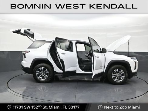 Used 2026 Chevrolet Equinox LT w/ Safety and Technology Package image 30