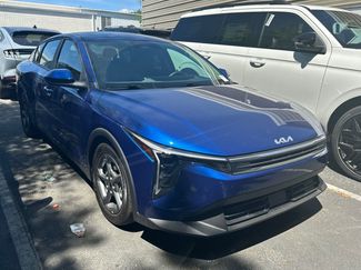 Used 2025 Kia K4 LXS video 1