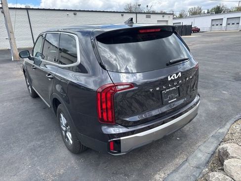 Used 2025 Kia Telluride LX image 6