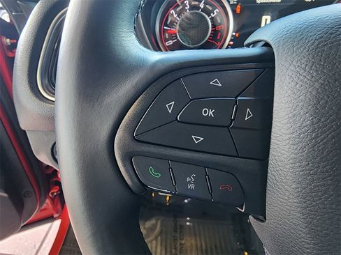 Used 2016 Dodge Challenger R/T image 20