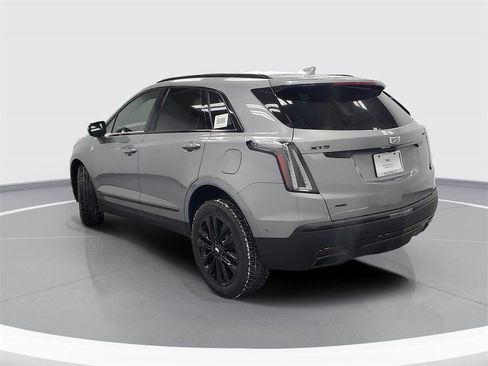 New 2026 Cadillac XT5 Sportv w/ LPO, Onyx Lite Package image 4