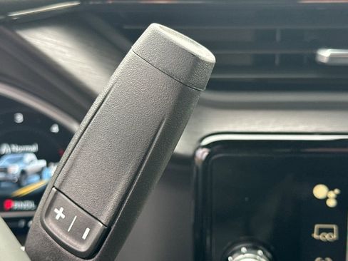 New 2025 GMC Sierra 3500 AT4 w/ Technology Package image 24