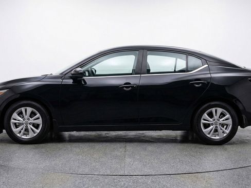 Used 2025 Nissan Sentra S FWD image 4