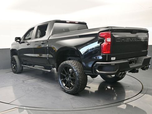 Used 2020 Chevrolet Silverado 1500 Custom Trail Boss w/ Custom Convenience Package image 4
