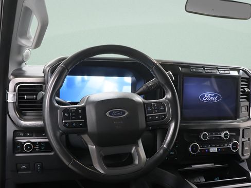 Used 2024 Ford F250 Lariat w/ Lariat Ultimate Package AWD/4WD image 8