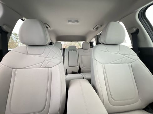 New 2026 Hyundai Tucson SE image 14