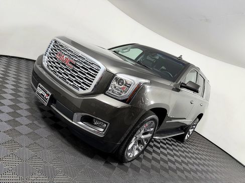 Used 2019 GMC Yukon Denali AWD/4WD image 19