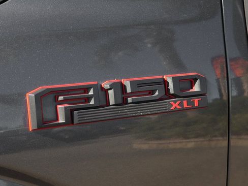 Used 2015 Ford F150 XLT w/ Equipment Group 302A Luxury RWD image 49