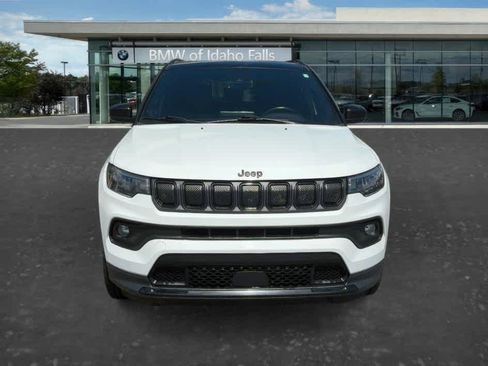 Used 2022 Jeep Compass Latitude w/ Sun and Sound Group AWD/4WD image 8