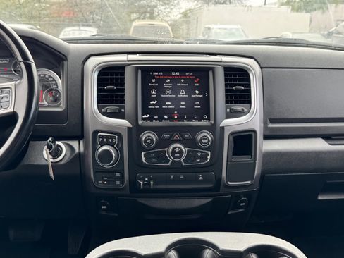 Used 2022 RAM 1500 Classic SLT w/ Electronics Group image 15