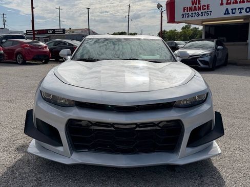 Used 2018 Chevrolet Camaro LT RWD image 2