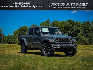 New 2026 Jeep Gladiator Sport AWD/4WD 360° Tour