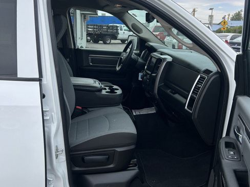 Used 2022 RAM 1500 Classic SLT w/ Electronics Group AWD/4WD image 25