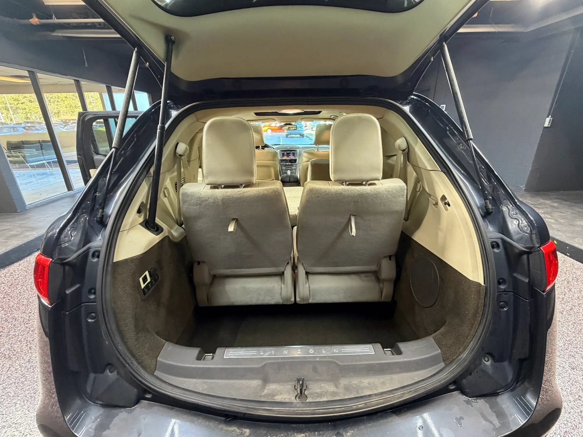 Used 2014 Lincoln MKT AWD w/ Equipment Group 201A image 38