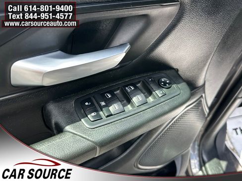 Used 2019 RAM 1500 Tradesman AWD/4WD image 11