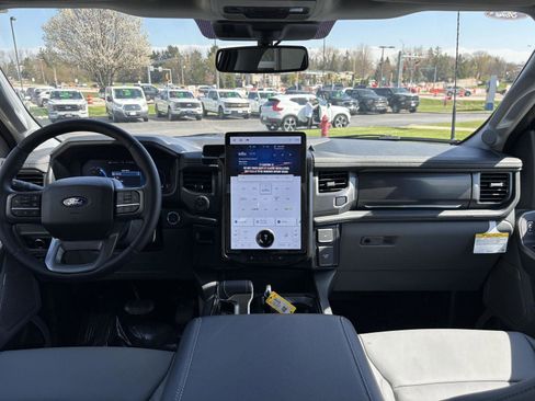 New 2025 Ford F150 Lightning Flash AWD/4WD image 12