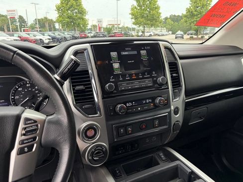 Certified 2021 Nissan Titan SV w/ SV Convenience Package AWD/4WD image 21