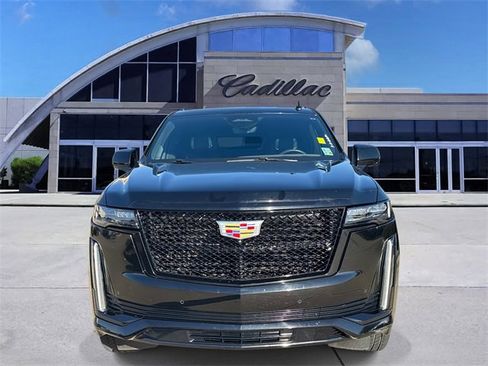 Used 2023 Cadillac Escalade ESV Sport Platinum w/ LPO, ONYX Package image 2