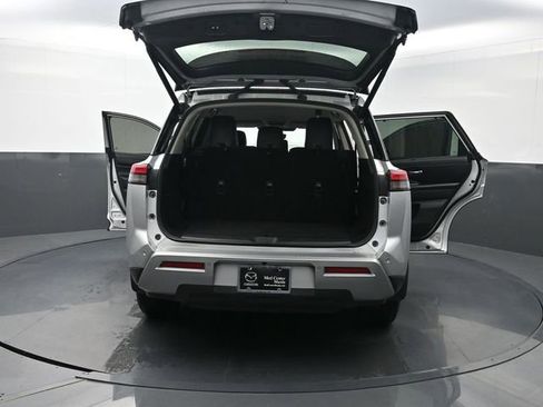 Used 2024 Nissan Pathfinder SL image 42