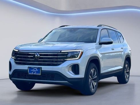 New 2026 Volkswagen Atlas SE image 7