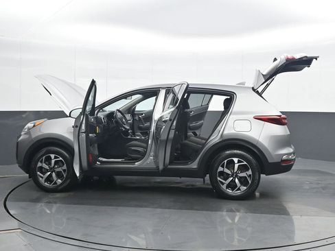 Used 2020 Kia Sportage LX AWD/4WD image 37