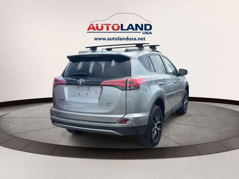 Used 2018 Toyota RAV4 SE w/ Power Extra Value Package image 3