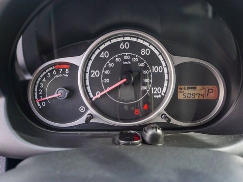 Used 2011 MAZDA MAZDA2 Sport image 22