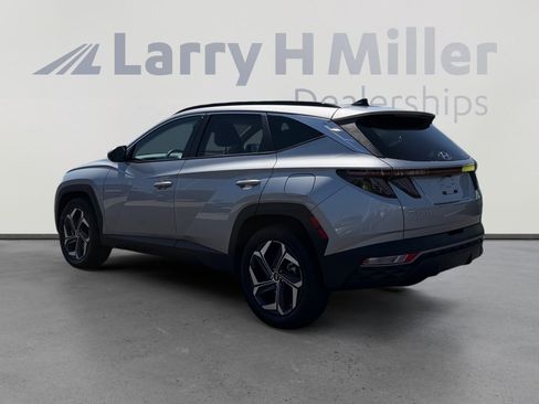Certified 2023 Hyundai Tucson SEL AWD/4WD image 3