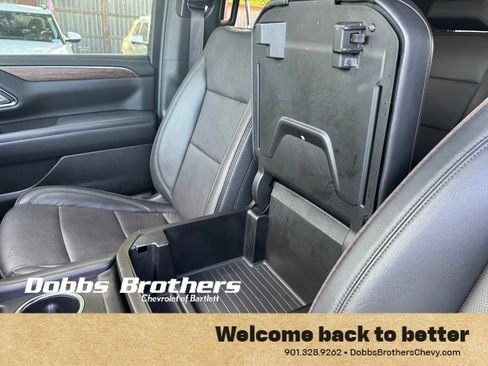Used 2023 Chevrolet Tahoe High Country w/ Premium Package AWD/4WD image 23