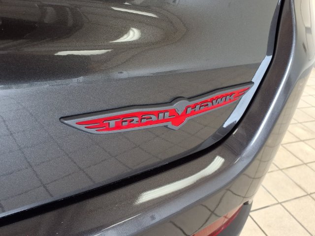 Used 2023 Jeep Compass Trailhawk AWD/4WD image 23