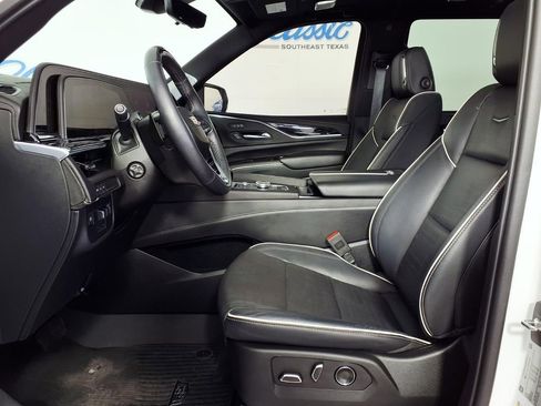 Used 2023 Cadillac Escalade Sport w/ LPO, ONYX Package RWD image 7
