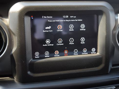 Used 2022 Jeep Gladiator Sport image 22