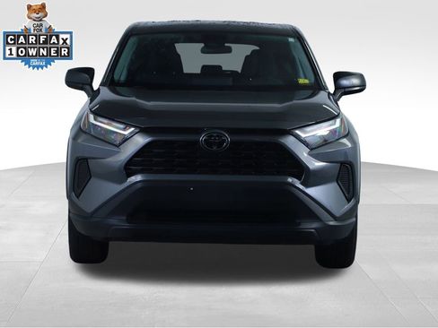 Used 2024 Toyota RAV4 LE image 7