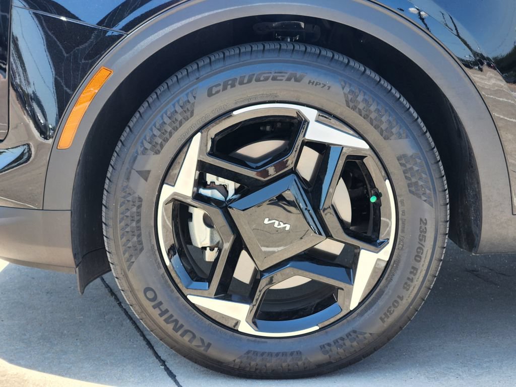 New 2026 Kia Sportage EX FWD image 8