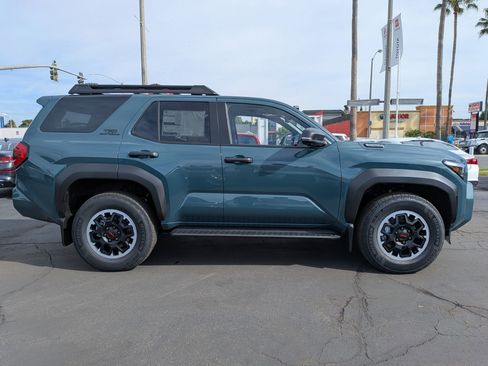New 2025 Toyota 4Runner TRD Off-Road Premium image 5